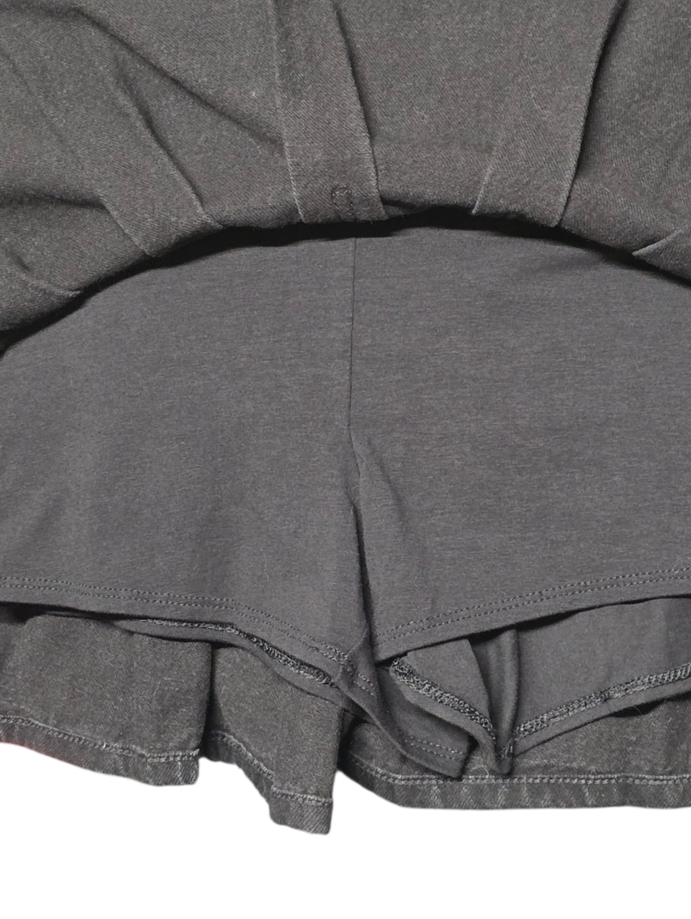 NEW American Eagle Black Denim Pleated Skater Mini Skirt With Shorts Size Small - Picture 6 of 6